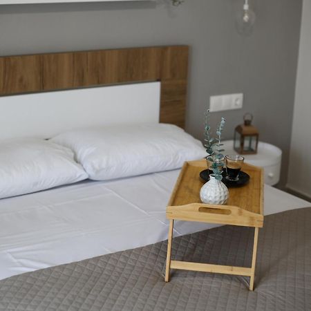 Our Home-Fully Renovated Apartments And Studios By The Sea Nikiti  Exterior photo